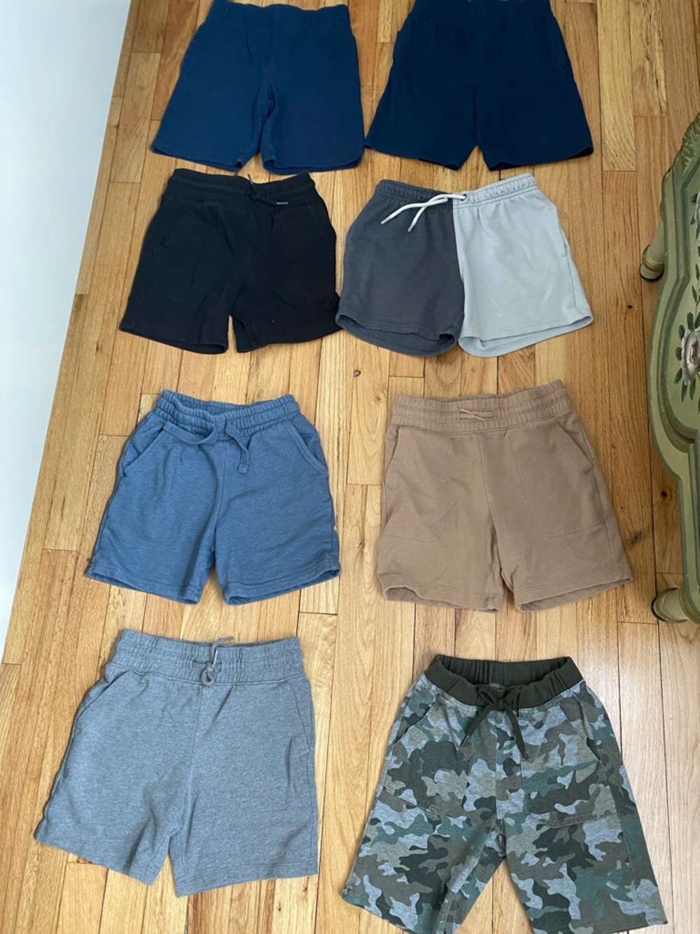 Boys’  shorts bundle, size small